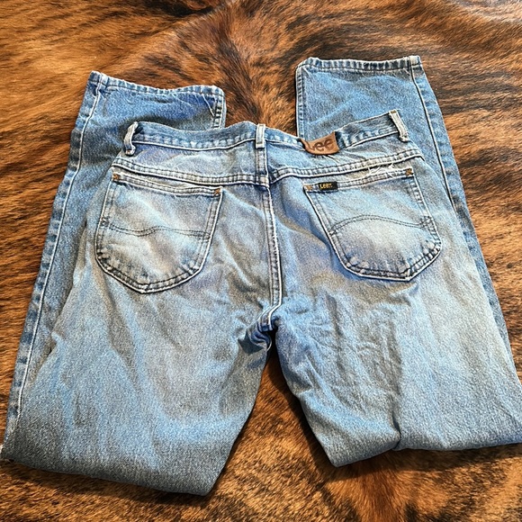 Distressed men’s Lee jeans - Picture 2 of 3